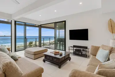 Image de Tugun Hideaway - Moderne, Beachhouse qui accepte les animaux de compagnie!