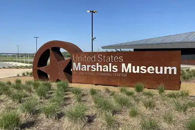 Image de Old Fort Loft downtown - suite de taille King Size, suite de taille Queen