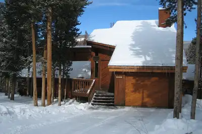 Image de Belle maison dans les bois avec vue sur la rivière Snake à Keystone Resort