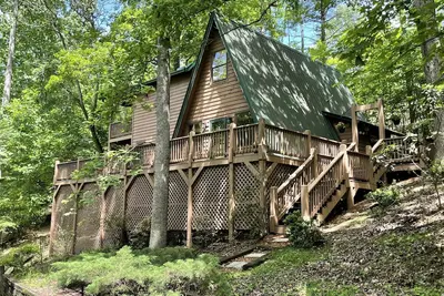 Image de Ours Voir Cove - isolé, mais à proximité d'activités, avec bain à remous!