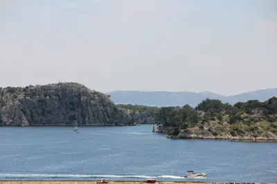 Image de Ceci est un petit mais bel appartement avec une belle vue sur chanel St. Ante.