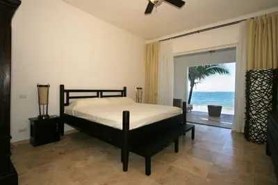 Image de Condo 3 chambres en bord de mer dans le centre de Cabarete avec jacuzzi sur la terrasse