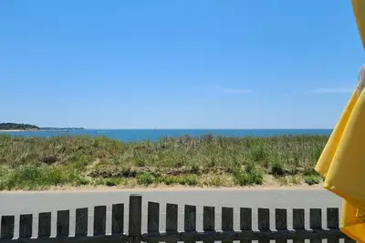 Image de Quintessential 2bd Cape Cod Cottage - À quelques pas de la plage!