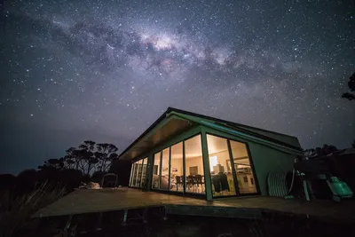 Image de Sawyers Bay Shacks (grande cabane)