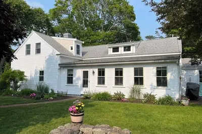 Image de Doucement Remodeled Antique Parfait pour 2 ou 3 familles - 8 / 10èmes de la plage