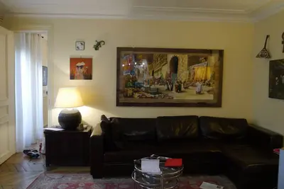 Image de Appartement spacieux et lumineux dans le centre de Paris