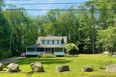 Image de Tranquille, spacieuse, Vacances Maison, Bord de l'eau privée, 6 Br, 2 Ba