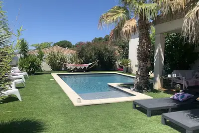 Image de Grande villa familiale 180 m2 située entre mer et montagne avec piscine