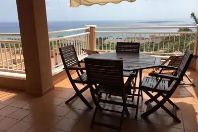 Image de Appartement 2 Chambres Avec Vue Mer Incroyable.