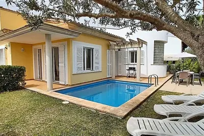 Image de Villa Estel. Chalet Avec Piscine. RÉCRÉATIF Nº. Et / 2629