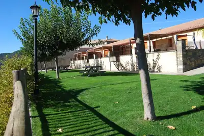 Image de gite rural - Alueza Maison avec jardin