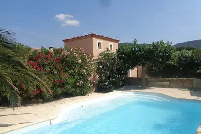 Image de Villa avec piscine privée à 15 min de Carcassonne, 5 min du Canal du Midi