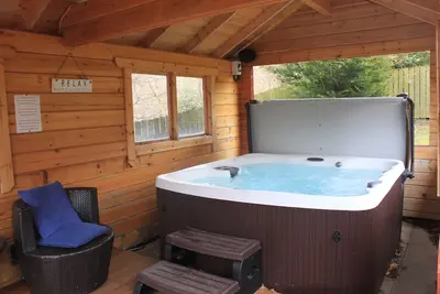 Image de Luxury Log Chalet with sauna and hot tub