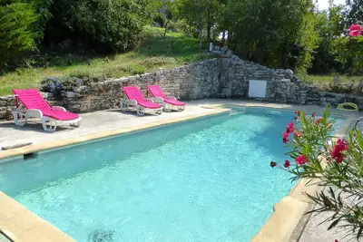Image de Maison de charme avec piscine privée, entre Ardèche, Provence et Languedoc
