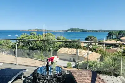 Image de Villa standing vue mer avec spa( meublé 4 ****) a 50m de la plage de pinarello