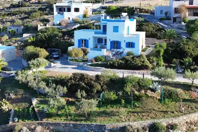 Image de Appartement 2 pièces au 1er étage d'une maison, grand jardin, vue mer imprenable