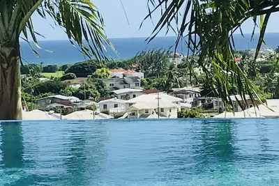 Image de Villa de luxe avec vue sur la mer piscine privée et terrasse Wifi Gratuit