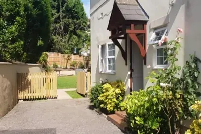 Image de Appartement Regency Court 1, 2 chambres jardin plat ville et plages