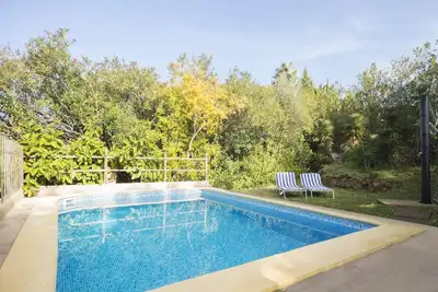 Image de Las Rotas private 2600 m2. garden