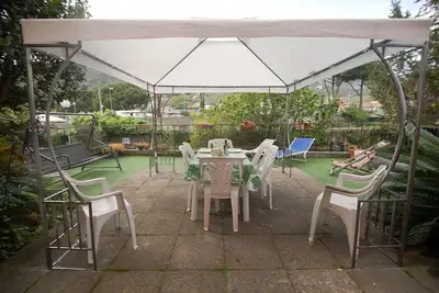 Image de Noemi Appartement \"5 Lands Paradise\" Wi Fi Gratuit, Parking De Voiture PRIVÉ Gratuit, VÉLOS Gratuits