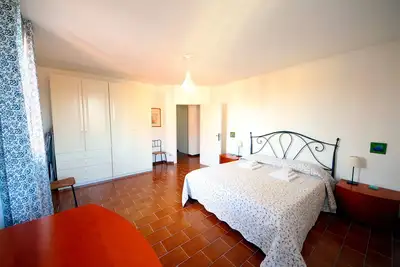 Image de Lumineux appartement avec vue sur le canal