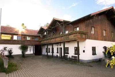 Image de Maison de vacances spacieuse dans un endroit idyllique