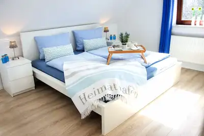 Image de Donc devrait être des vacances! ! ! 200m de la plage de sable fin - beau jardin avec barbecue!