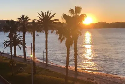 Image de Appartement 4 Pièces 90 m² + Terrasse 17 m². Front de Mer, Vue Panoramique Mer