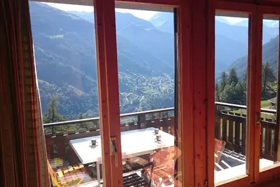 Image de Appartement à Grimentz, 3 chambres avec vue unique sur les 4000m environnant