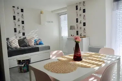 Image de Appartement studios pour 2 à 8 personnes avec terrasse et jardin