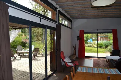 Image de Maison en bois contemporaine et écologique près de la vallée du Lot