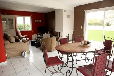 Image de Maison entre Caen et la Mer pour vacances reposantes et attractives