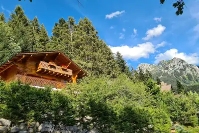 Image de Chalet de charme, entre lac et montagne