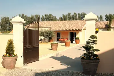 Image de Belle et confortable villa superbe piscine chauffée