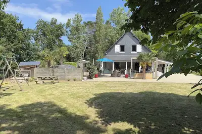 Image de Maison au calme avec piscine privee vue unique sur le verdelet