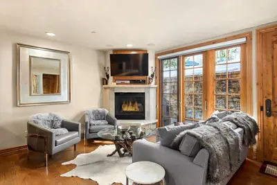 Fabulous Ajax View # 421 - 3 Br / 2 Ba - Promenade en ville et ascenseurs