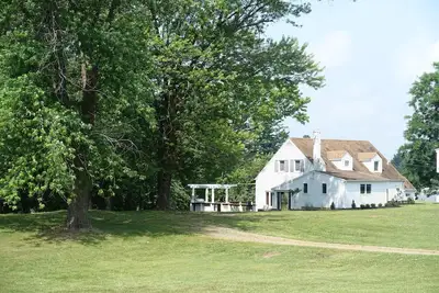 Image de Charming Waterfront Cottage avec quai privé. Près d'Annapolis et de l'Usna
