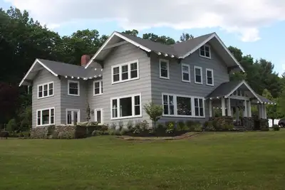 Image de Spacieux 6 chambres sur le lac Winnisquam.