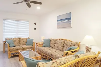 Image de Belle Oceanside Immobilier W / Pool en Grande Plage Lieu!