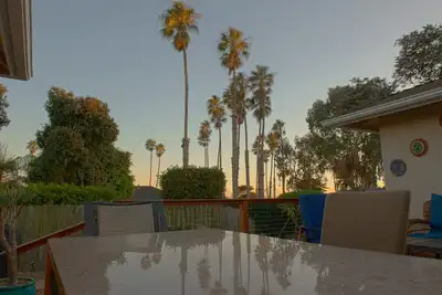 Image de Maison de l'océan à Santa Barbara. . . calme, proche de la plage, le Park & ​​Harbor Area