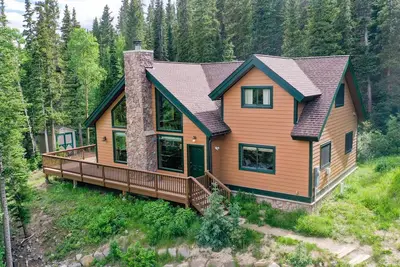 Image de Willow Creek-Custom cabine avec cheminée / grande terrasse / privé