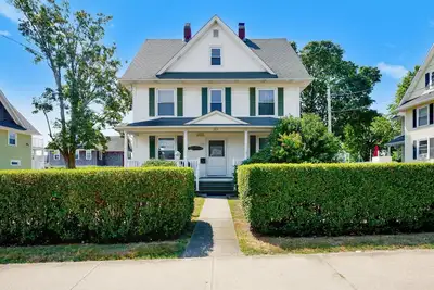 Image de Heart of the Pier avec 5 passes de plage à Narragansett Town Beach et central Ac