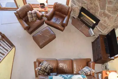 Image de Retraite 3Bd + loft \/ 2Ba Twin Rivers