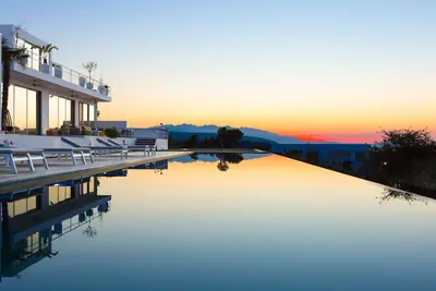 Image de Une villa luxueuse station au complet privé donnant sur la mer de Crète!
