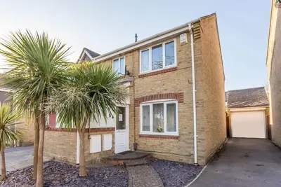 Image de Palma, Hamworthy - Trois Chambres Maison, Couchages 5