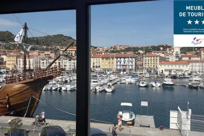Image de Meublé de tourisme climatisé + parking face au Port de plaisance de Port-Vendres