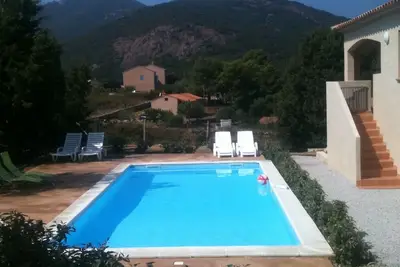 Image de Location pour 4 personnes maxi avec terrasse de 30 m2 au calme