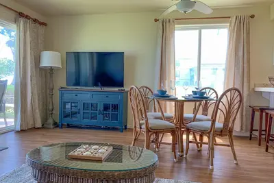 Image de Kauai 2 Br / 2 Ba Condominium Oceanfront - Pono Kai Resort!