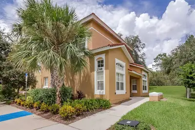 Image de Disney Next Door 4 Br / 3. 5 Ba Townhouse À partir de 99 $ / nuit