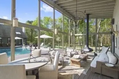 Image de Maison incroyable près de tout